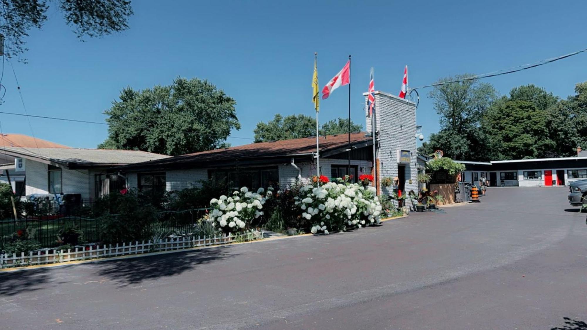Crestwood Motel Burlington Kültér fotó